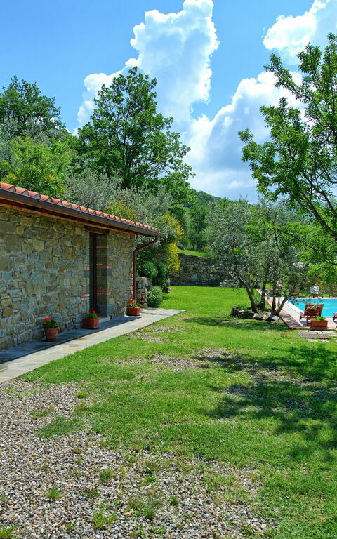 Villa Noceta: all'aperto