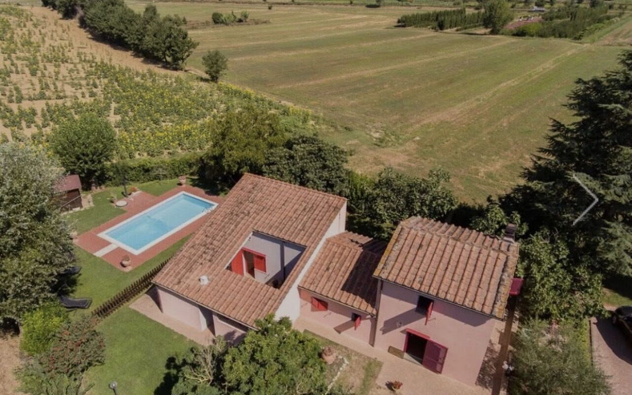 Casa Laura: Giardino, Piscina, Vista Panoramica