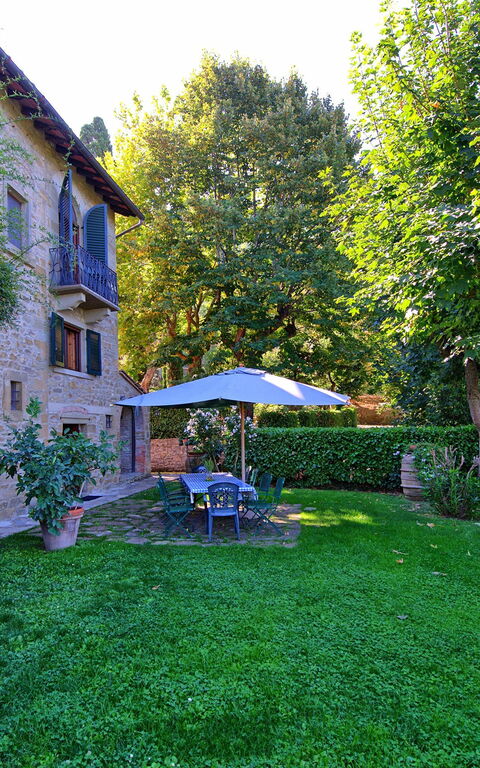 Casale Girifalco: all'aperto, Giardino