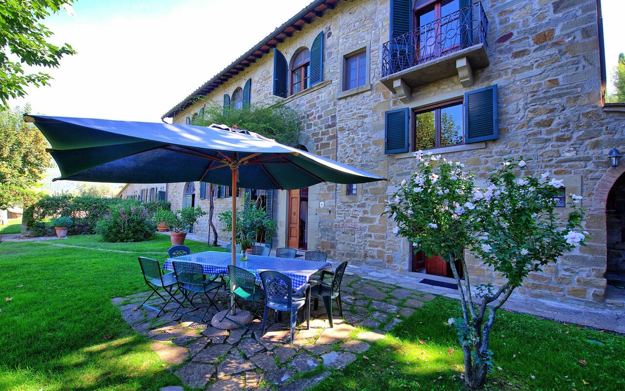 Casale Girifalco: all'aperto