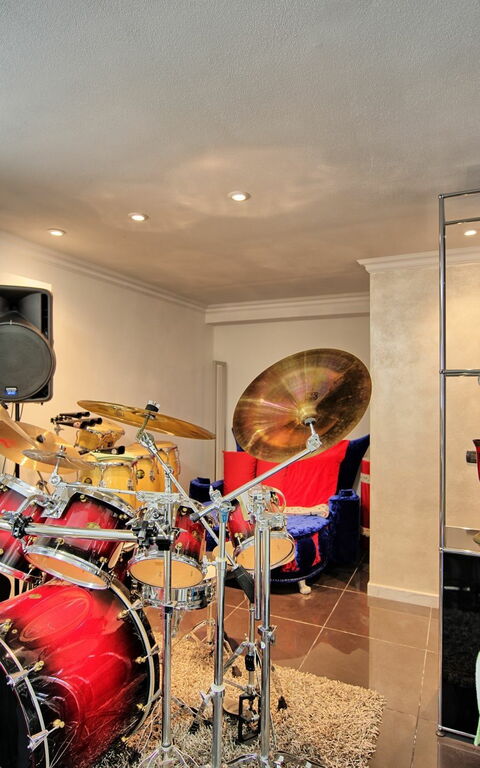 Villa Raffaela: Attività, Servizi, Soggiorno