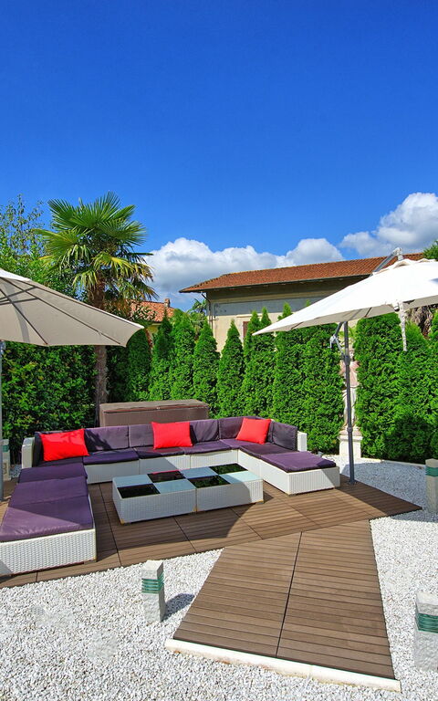 Villa Raffaela: all'aperto, Giardino