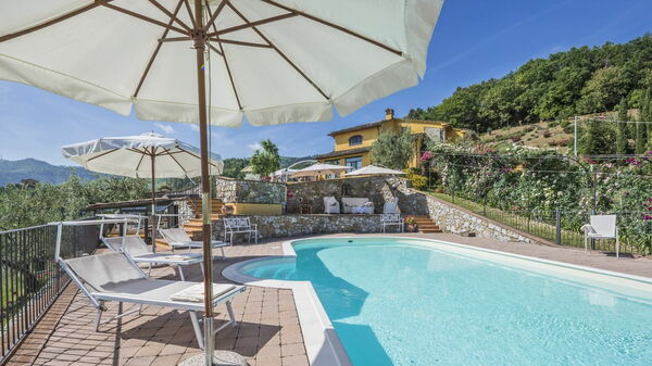 Villa Casalguidi: Piscina