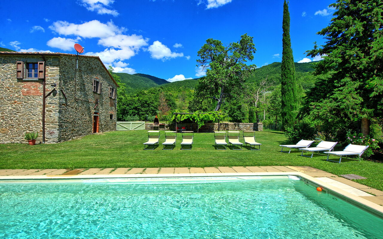 Villa Poggiolino: all'aperto, Giardino, Piscina
