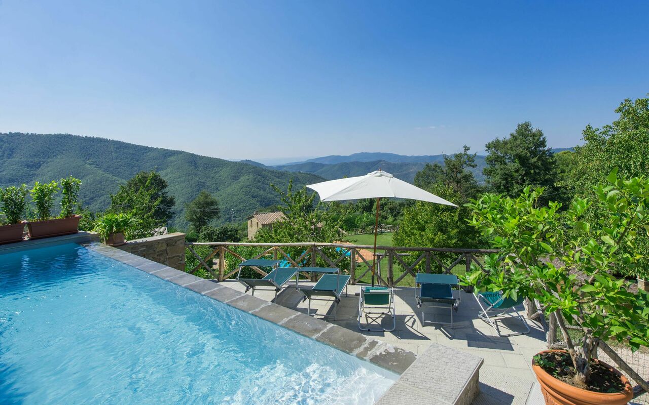 Villa Margherita Tre: Piscina