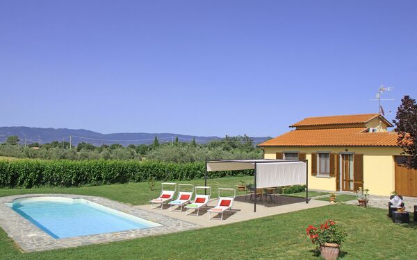 Casa Centoia: Piscina