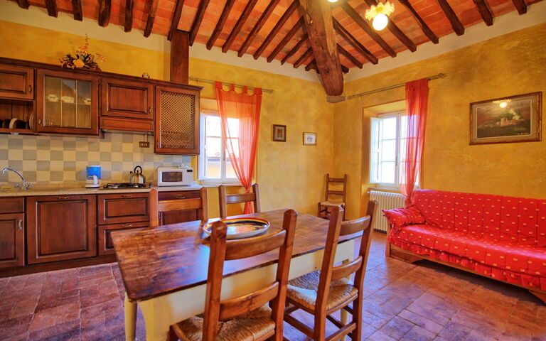 Alloggio Vescovo: Cucina, Sala da pranzo, Soggiorno