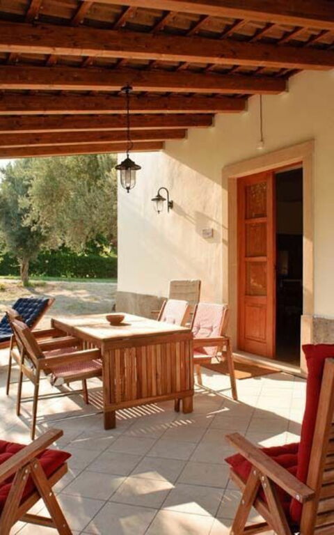 Cicero: Esterni, Giardino