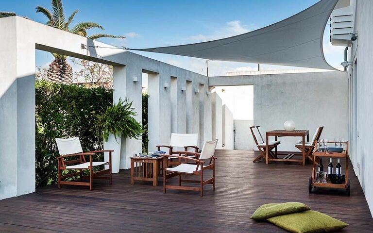 Cala Marina: all'aperto