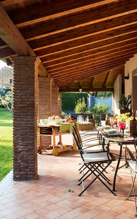 Viagrande: all'aperto