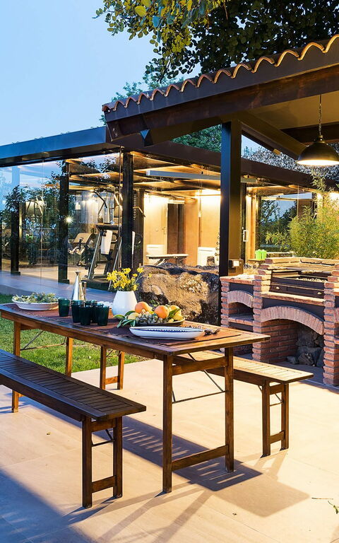 Viagrande: all'aperto