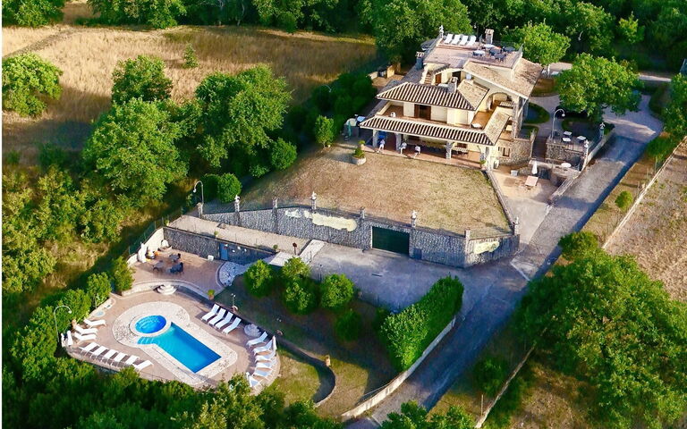 I Gigli Di Bolsena: Giardino, Piscina, Vista Panoramica