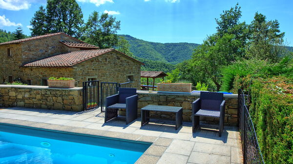 Villa Margherita Uno: all'aperto, Esterni, Piscina