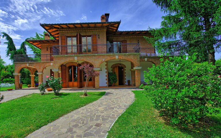 Villa Lauretana: Esterni, Giardino