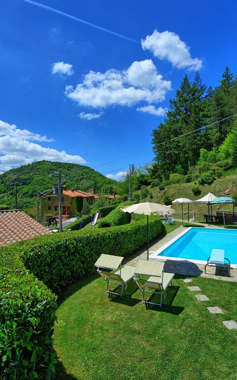 Villa Portole Uno: Giardino, Piscina