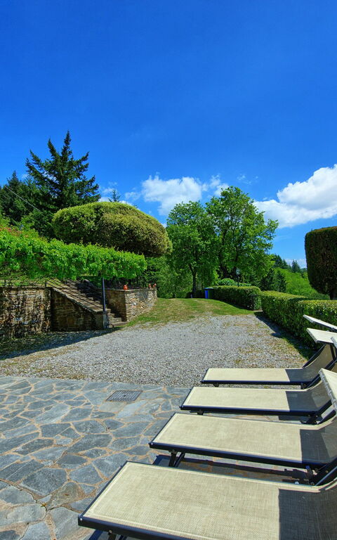 Villa Portole Due: all'aperto, Giardino