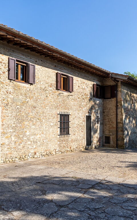 Casale Giotto: all'aperto, Esterni