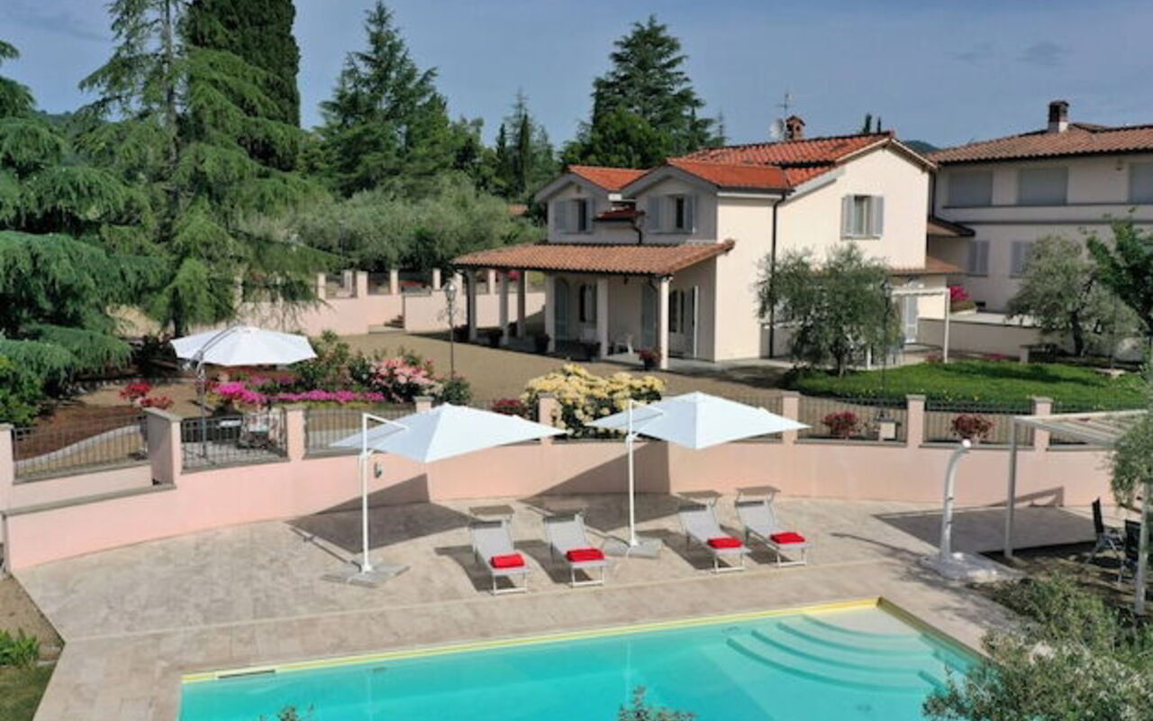 Villa Gaville: all'aperto, Giardino, Piscina