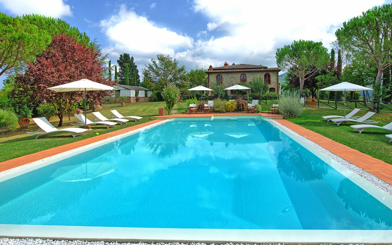 Villa Marika: Estate, Piscina