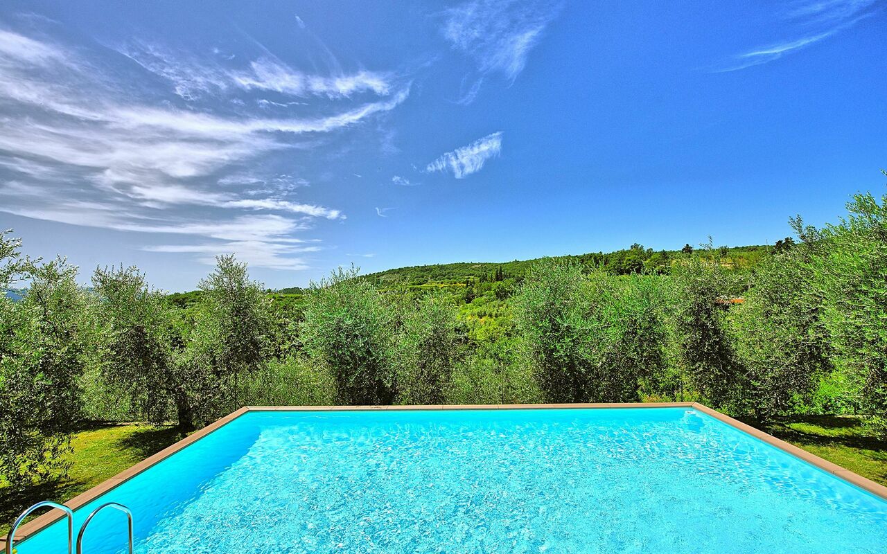 Villa Lorena: Piscina