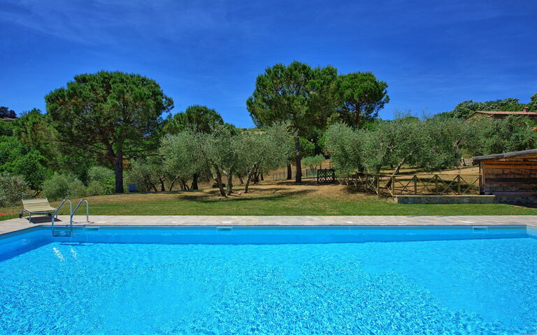 Casa Olivia: Piscina