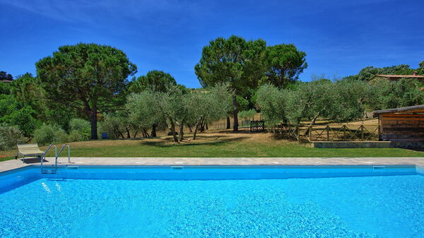 Casa Olivia: Piscina