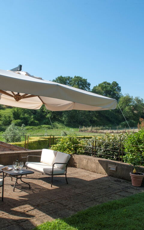 Casale Porano: Esterni, Giardino