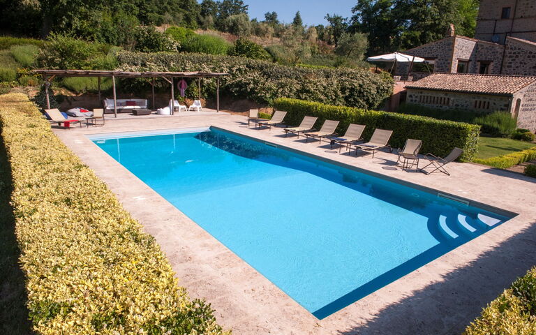 Casale Porano: Piscina