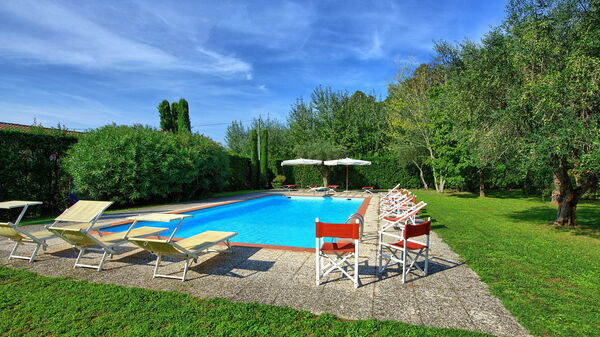 Villa Fiamma: Giardino, Piscina