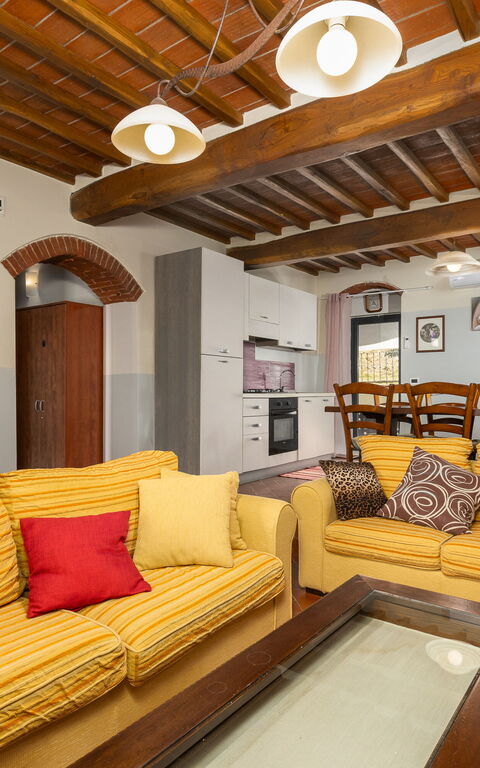 Villa Morandi: Cucina, Sala da pranzo, Soggiorno