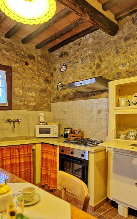 La Ruota: Cucina, Sala da pranzo, Soggiorno