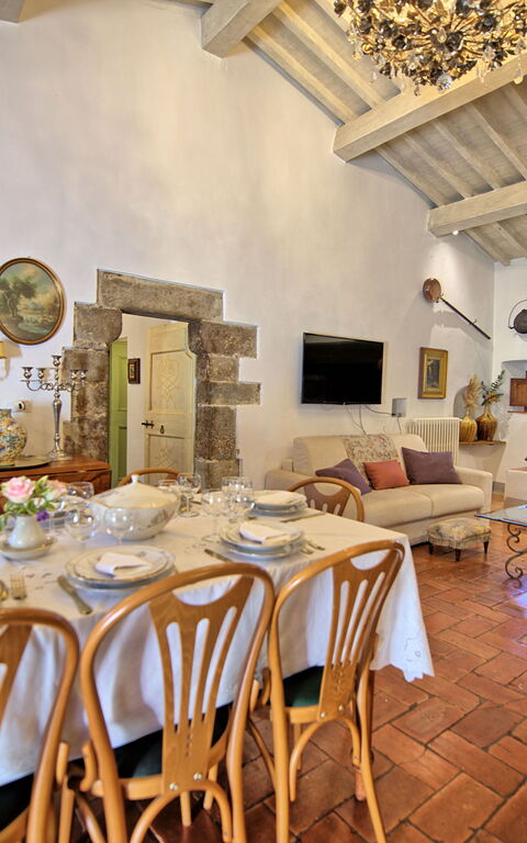 Villa Tenuta Lonciano: Sala da pranzo, Soggiorno
