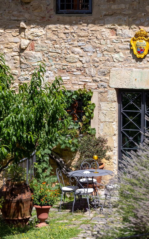 Villa Tenuta Lonciano: all'aperto, Esterni