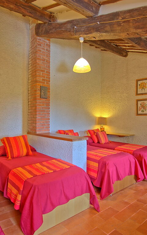 Villa Uccellaia: Camera da letto