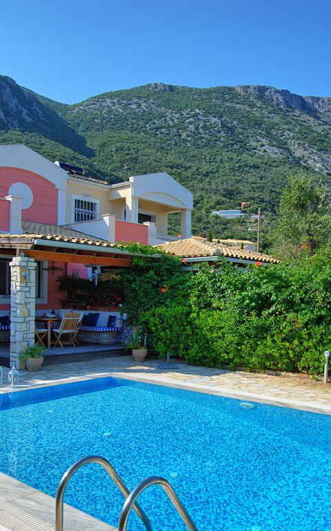 Beach Villa Blue: all'aperto, Esterni, Giardino, Piscina