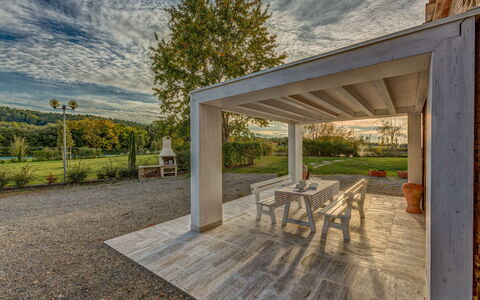 Alloggio Fornace 1: Esterni, Giardino