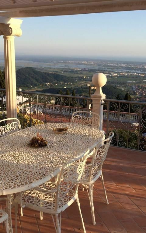 Villa Sophia: all'aperto