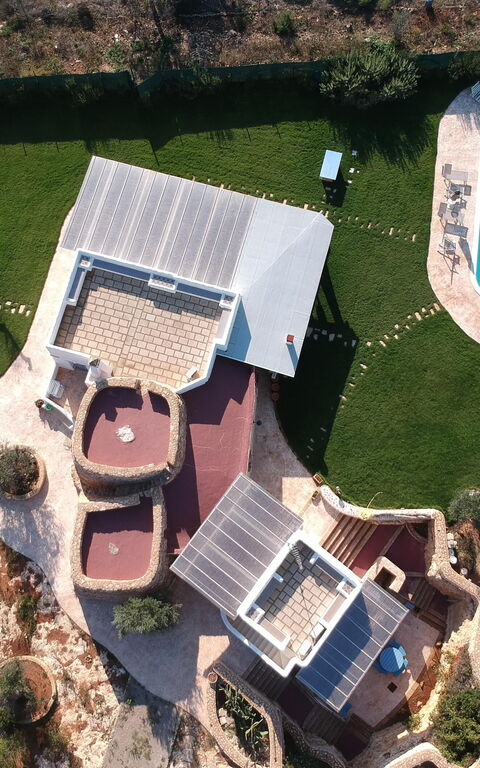 Trullo Torre Suda: Giardino, Piscina, Vista Panoramica