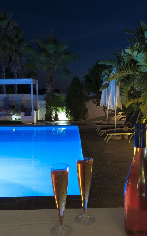 Cotriero: Giardino, Piscina