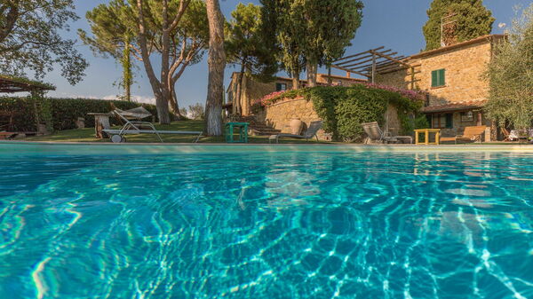 Villa Poggiospinoso: all'aperto, Piscina