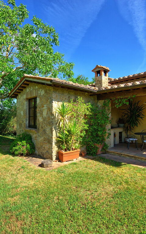 Villa Sarteano: Esterni, Giardino