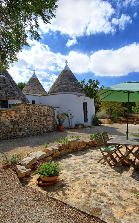 Trullo Pascarosa: Giardino
