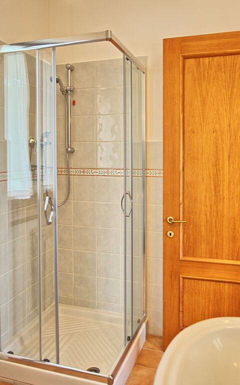 Casale Daniele: Bagno