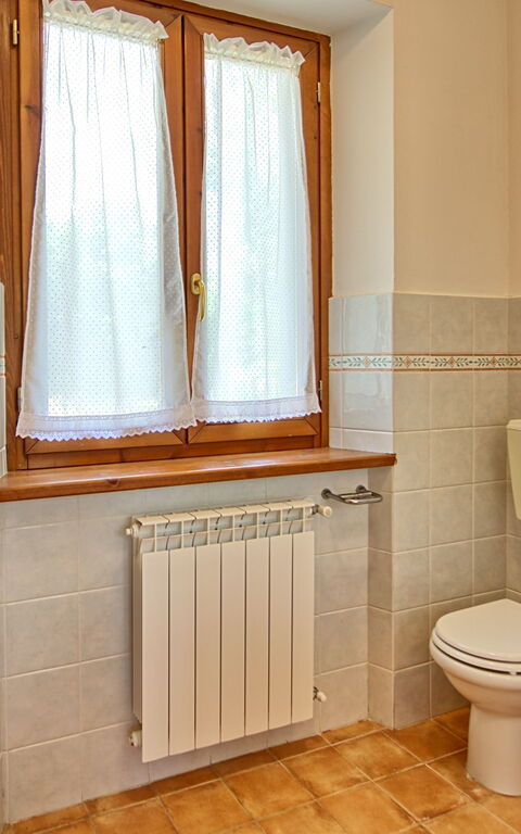 Casale Daniele: Bagno