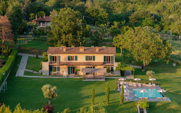 Casale Daniele: all'aperto, Piscina