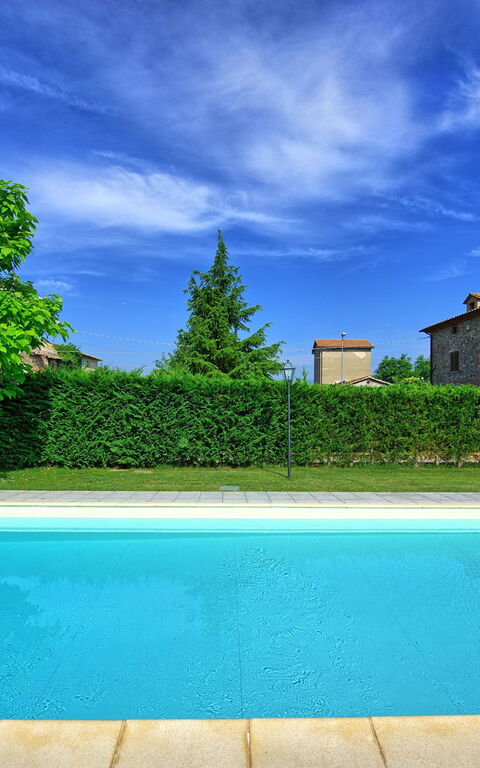 Casale Tiziano: Piscina