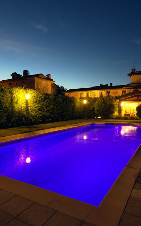 Casale Tiziano: all'aperto, Giardino, Piscina