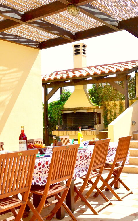 Villa Sevi Grande: all'aperto, Balcone / Terrazza / Patio