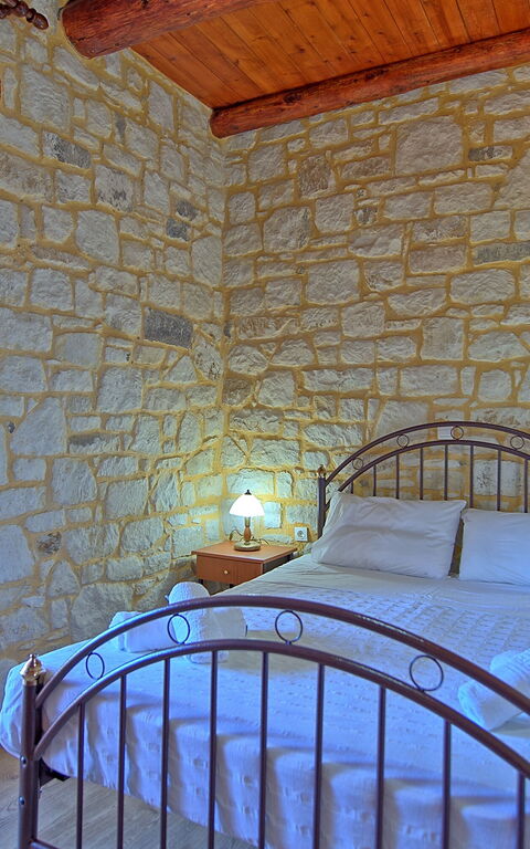 Villa Vrisses: Camera da letto