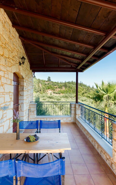 Villa Vrisses: all'aperto